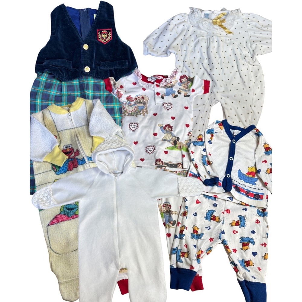 Vintage Baby Clothing Lot Winnie Pooh Elmo Raggedy Ann Sesame St Romper Sleeper